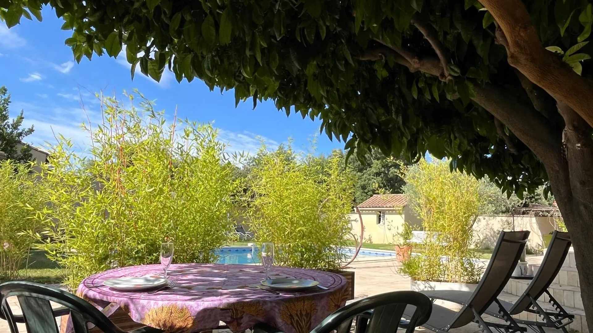 Appartement Pierrange à Grillon France